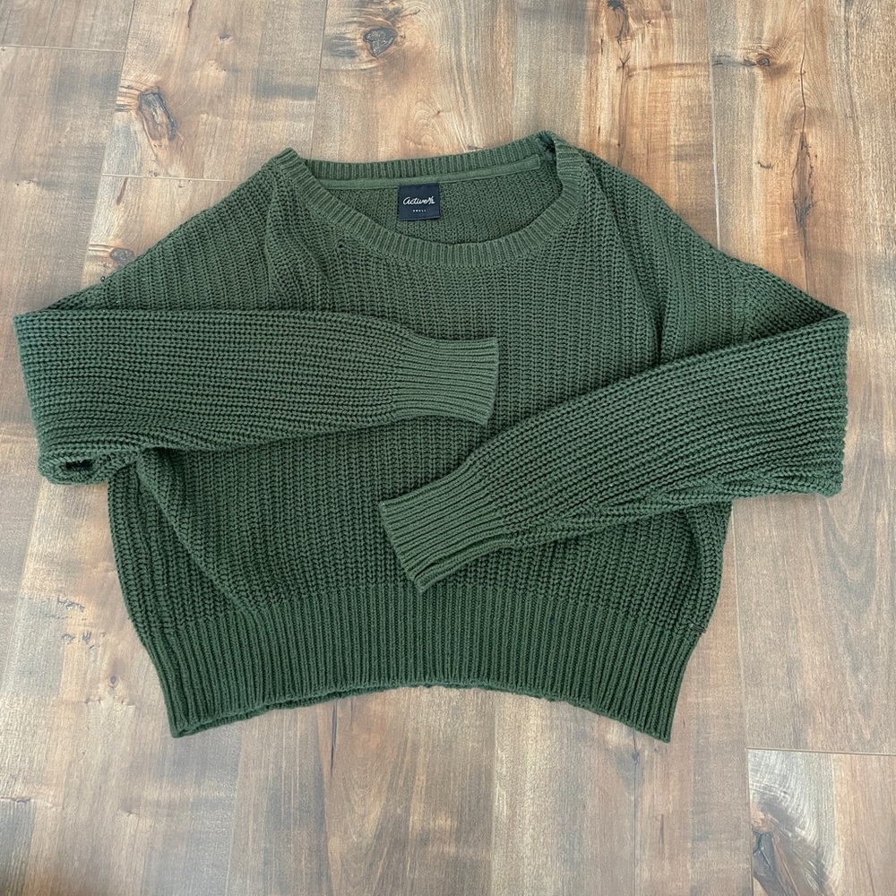 active ride shop green sweater